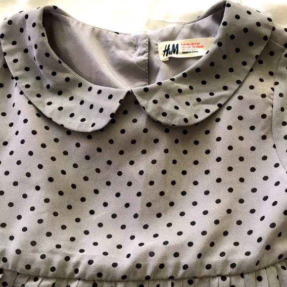 H&M girls pleated dress. Gray & black. Size 5-6y - Picture 5 of 12